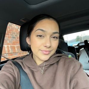 Meet your Posher, Bri